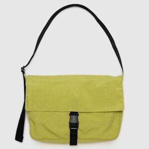 NWT Baggu Nylon Messenger Bag - Lemongrass